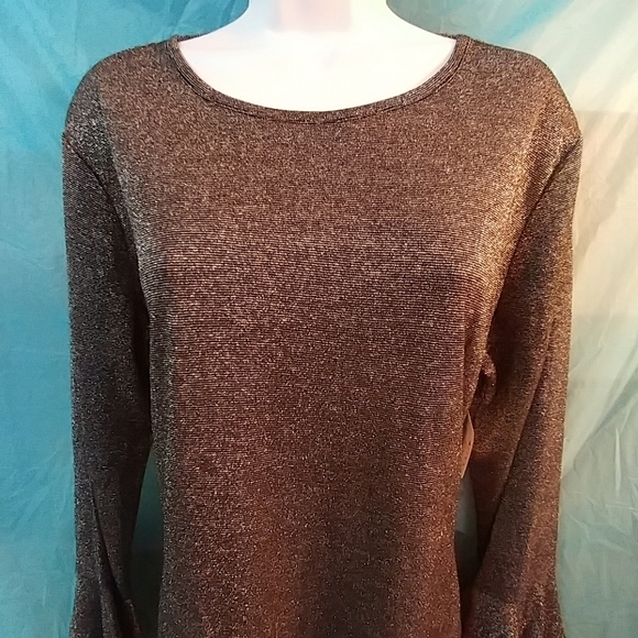 Womens Blouse Plus Bell-Sleeve Black 1X - Picture 2 of 5